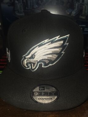 New Era Philadelphia Eagles Black and Silver Snapback Hat